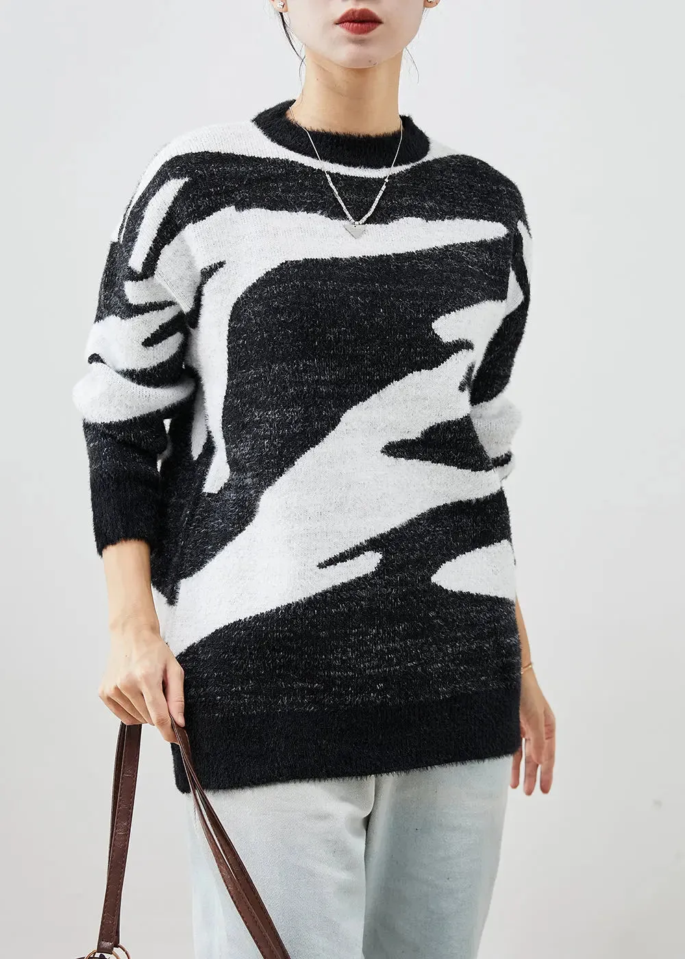 Black Thick Cow Print Knit Short Sweater