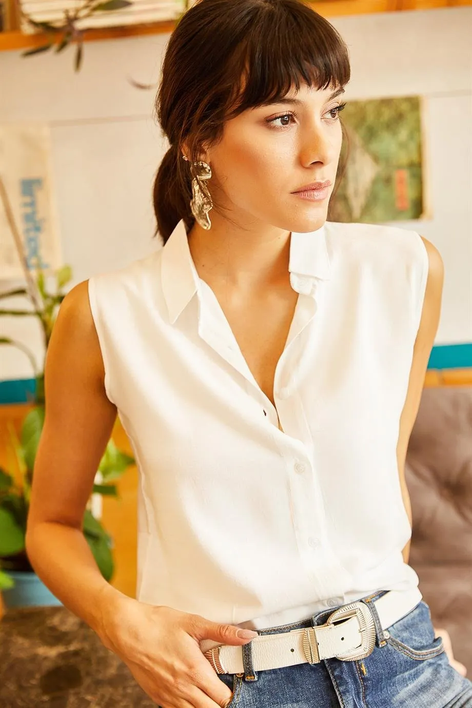 Classic Red Sleeveless Button Down Shirt