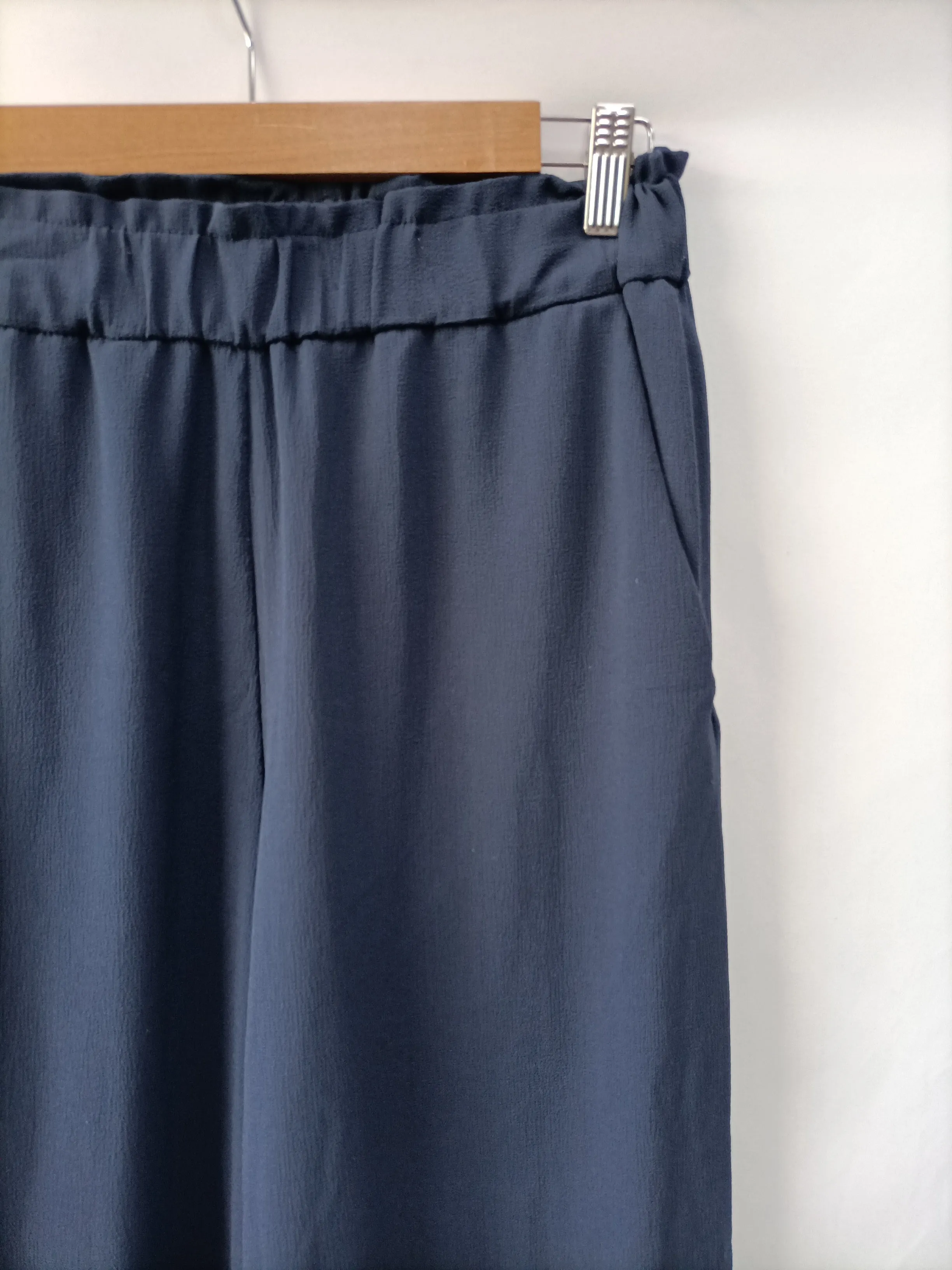 H&M. Pantaln culotte azul T.36