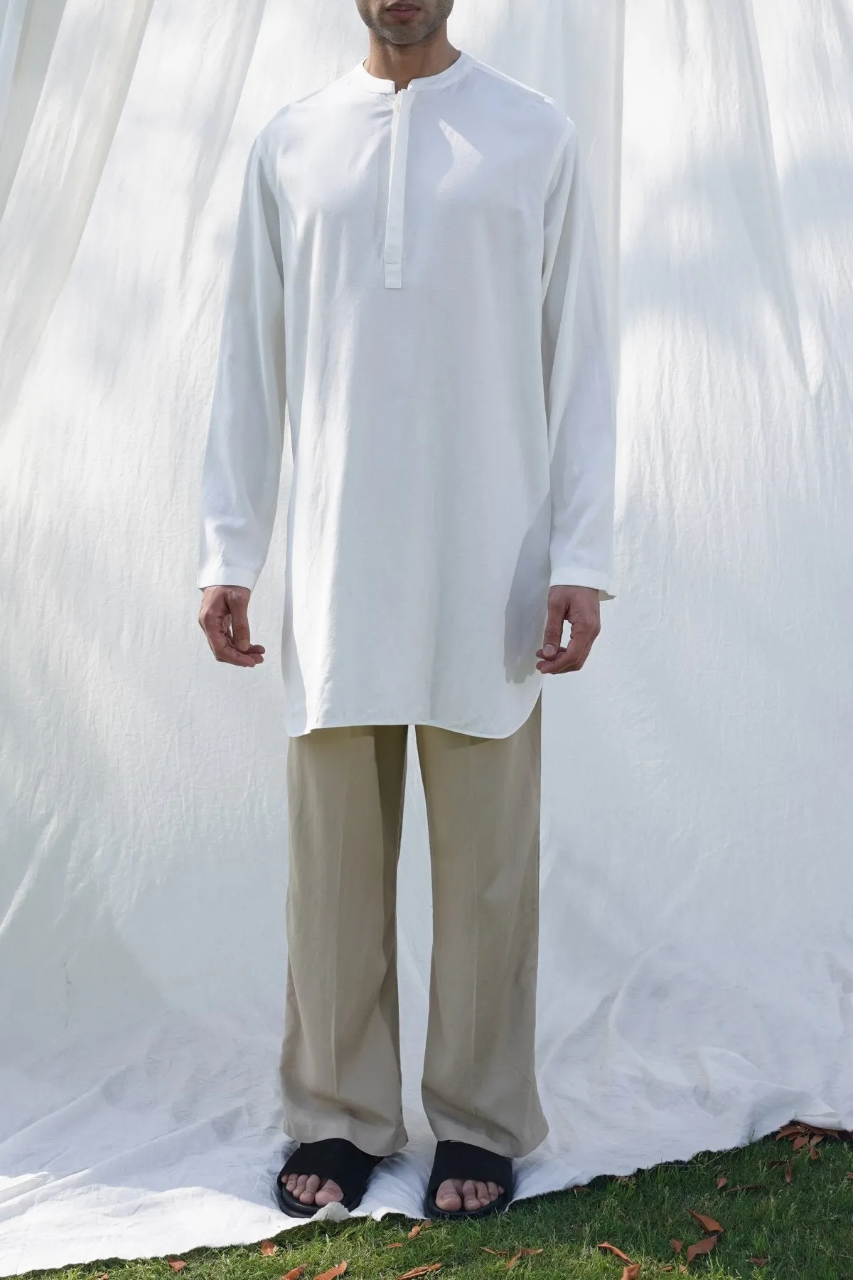 LINEN BLEND RELAXED TROUSERS