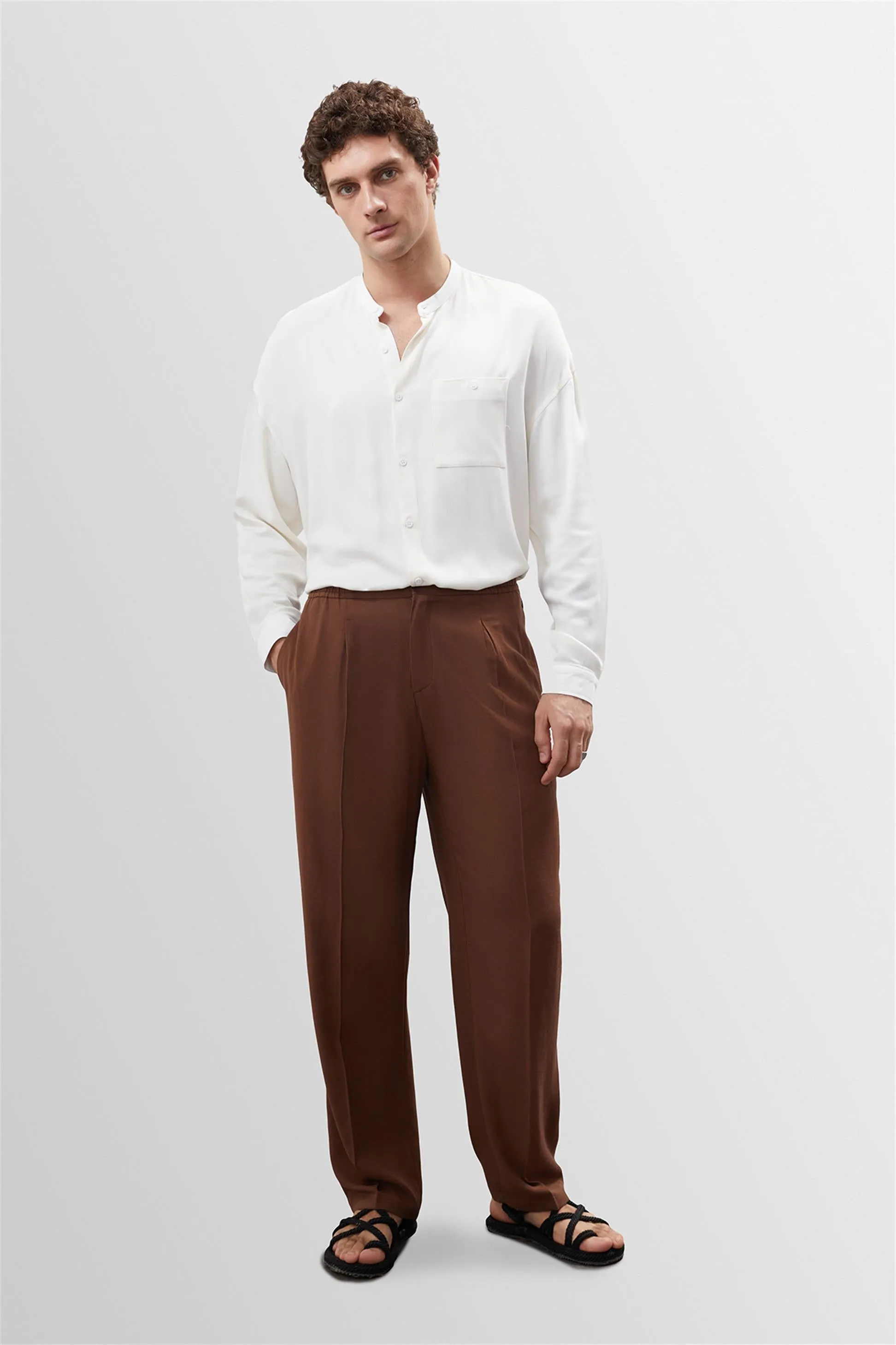 Men's Brown High Waist Pleated Linen Blend  Trousers - Wessi