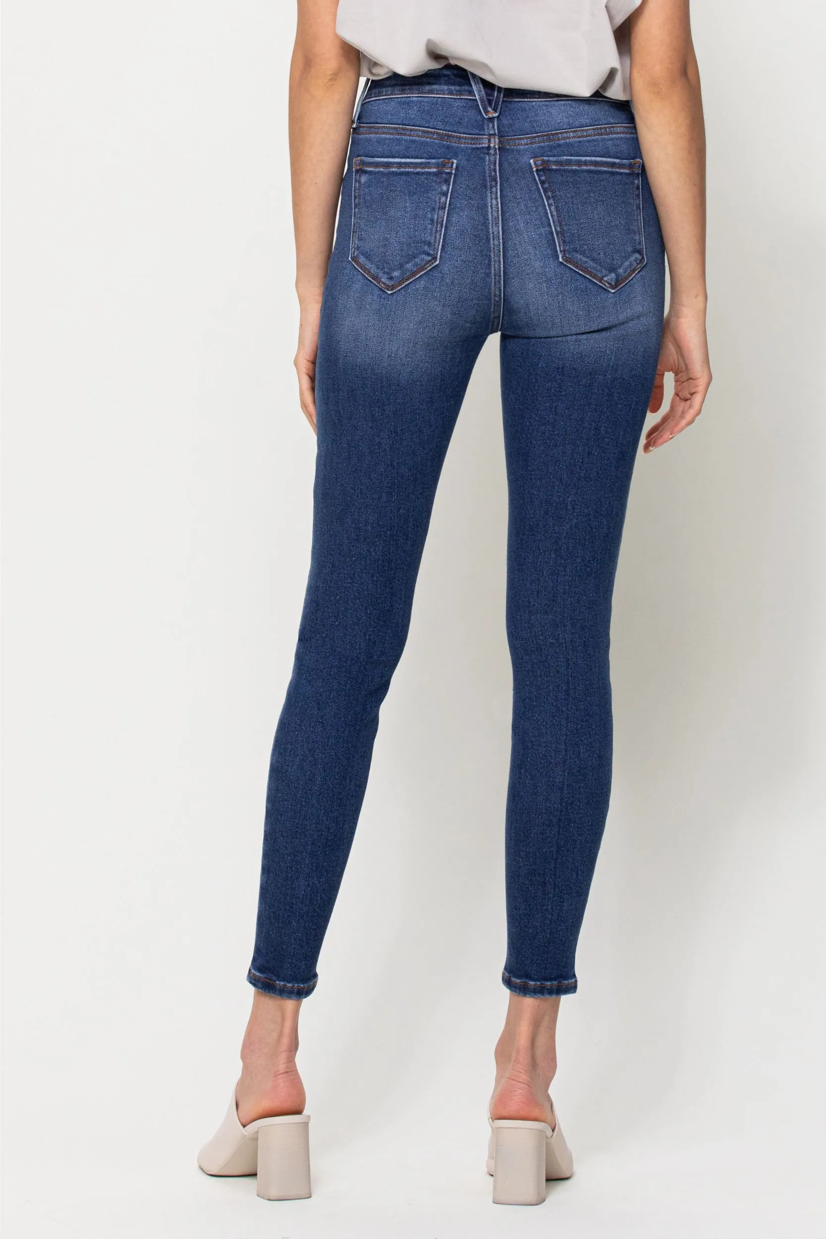Mid Rise Ankle Skinny Dark CJ9