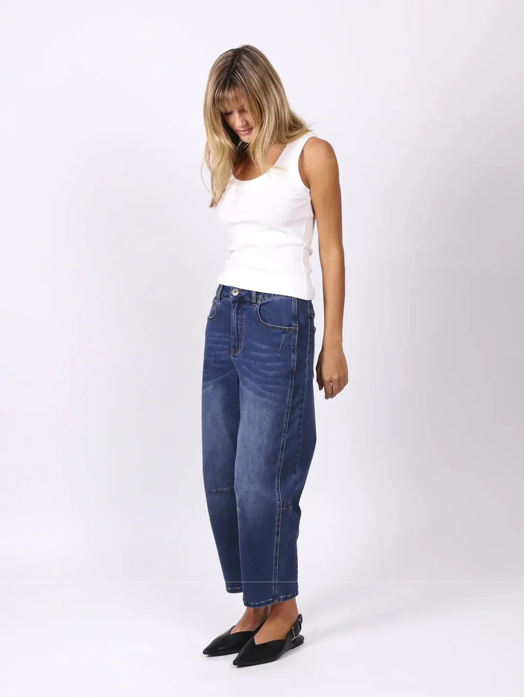 Toni Barrel Jean Blue